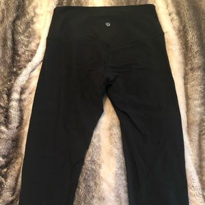 Lululemon Black Align Crop Sz 8